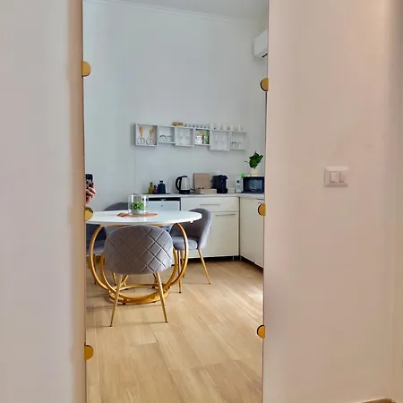 Onny's Palace شقة فندقية باري